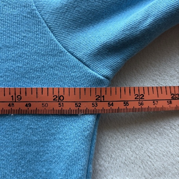 J. CREW Light Blue ‘Los Angeles’ Sweatshirt - Picture 8 of 10